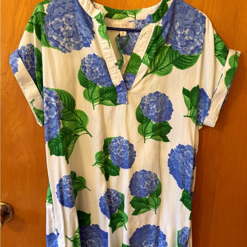 Blue and Green Hydrangea Dress/runs big